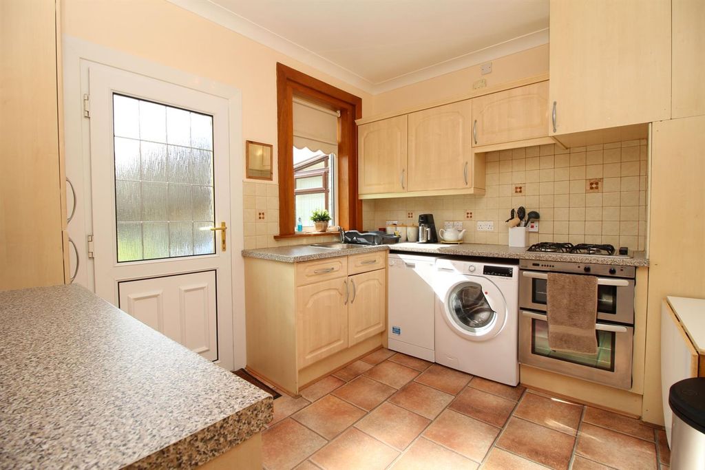 Property photo 3 of 21 5.Jpg