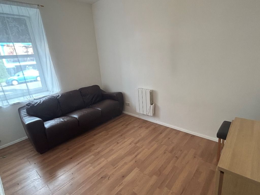 Property photo 2 of 9 Photo 2