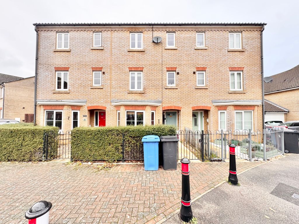 Property photo 1 of 16 Front