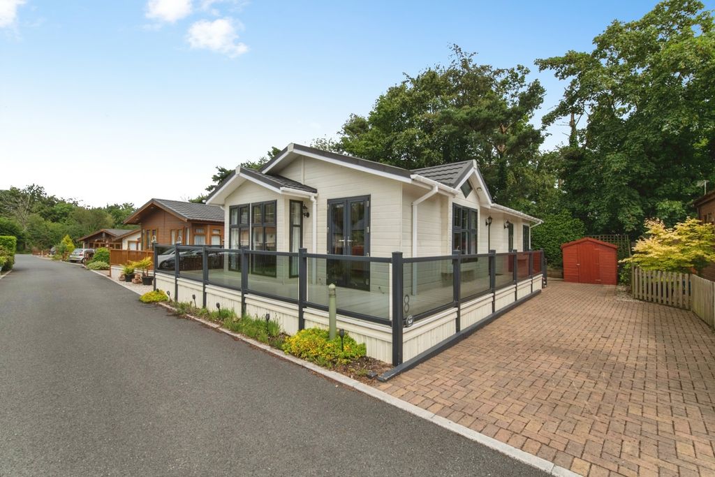 Property photo 1 of 22 Pbox-Img.Jpg