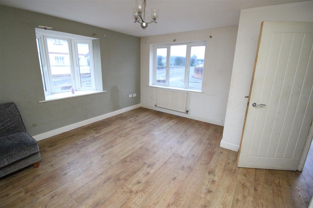 Property photo 3 of 11 Img_9481.Jpg