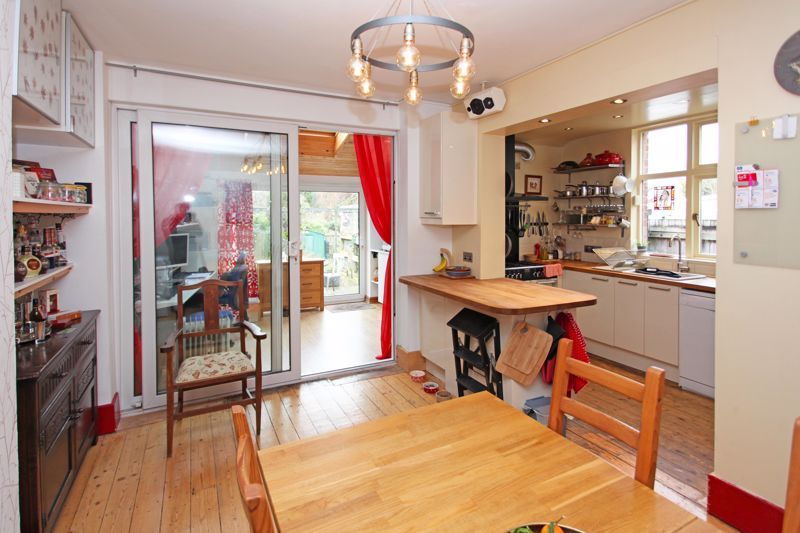 Property photo 3 of 22 Photo 7