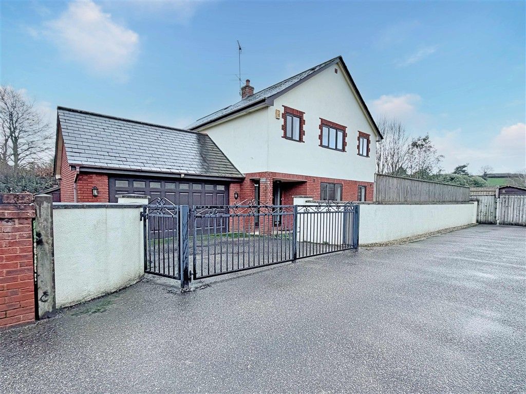 Property photo 1 of 5