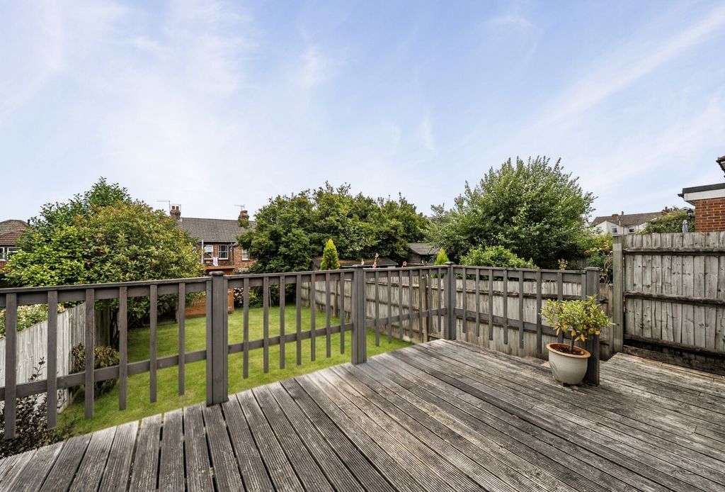 Property photo 1 of 11 1496791-9-6A5F618...