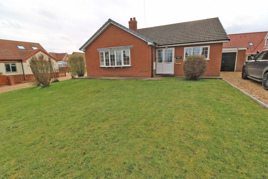 Property photo 1 of 11