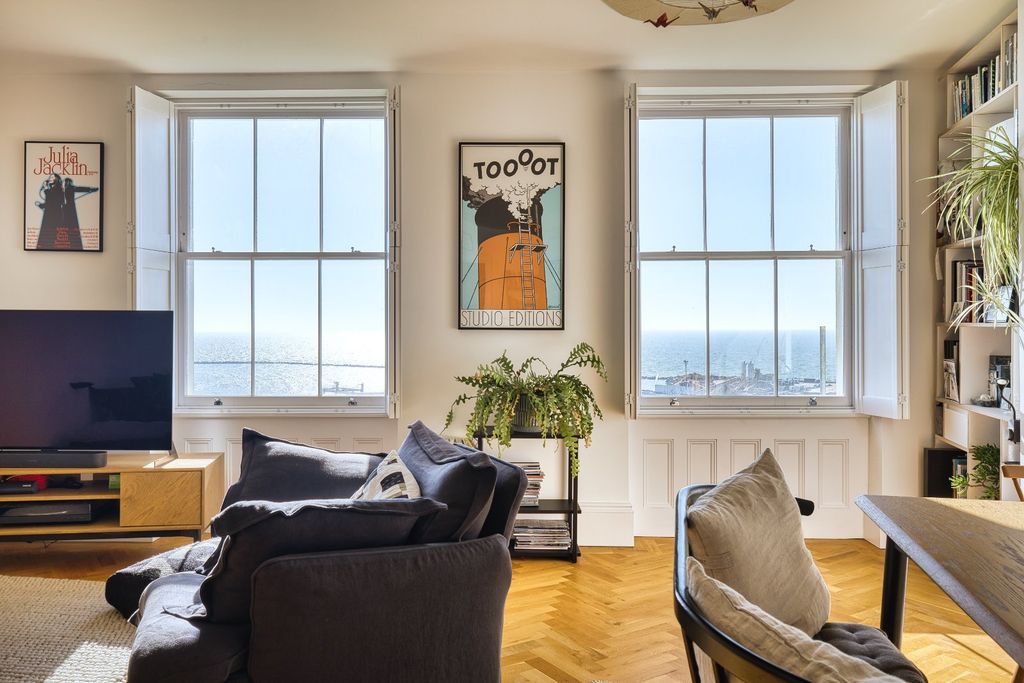 Additional image 5 of 3 bed flat for sale18 Royal Crescent St. Augustines Road, Ramsgate CT11