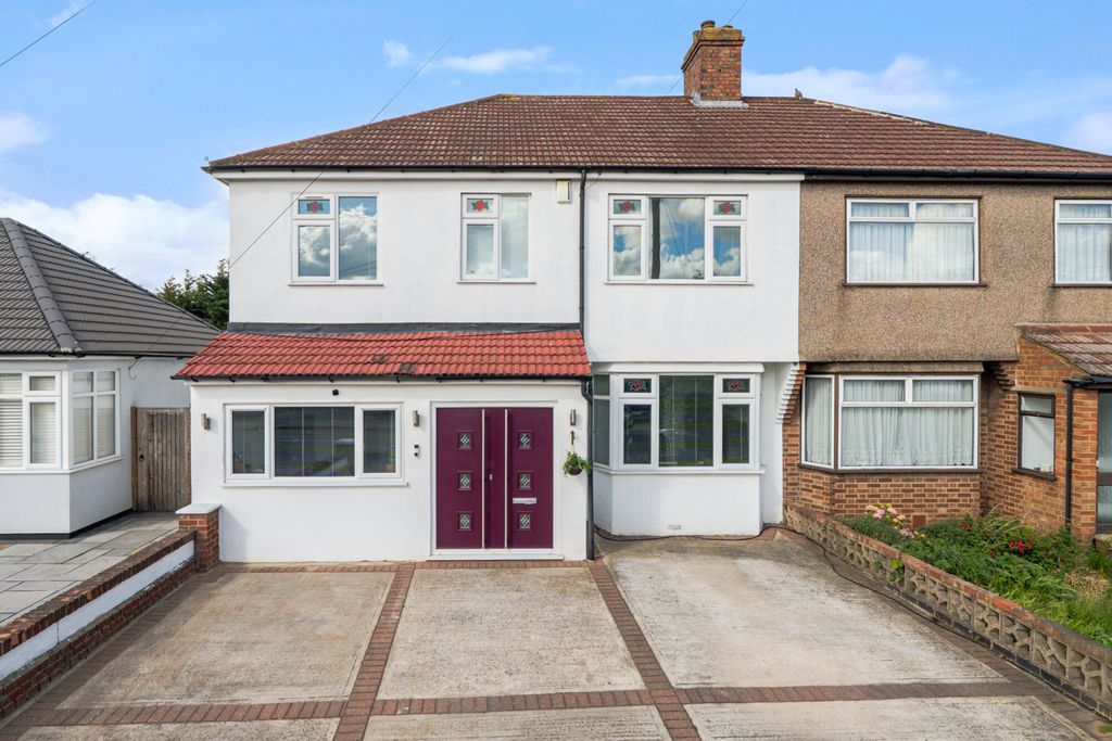 Property photo 1 of 25 1472447-2-6A28389...