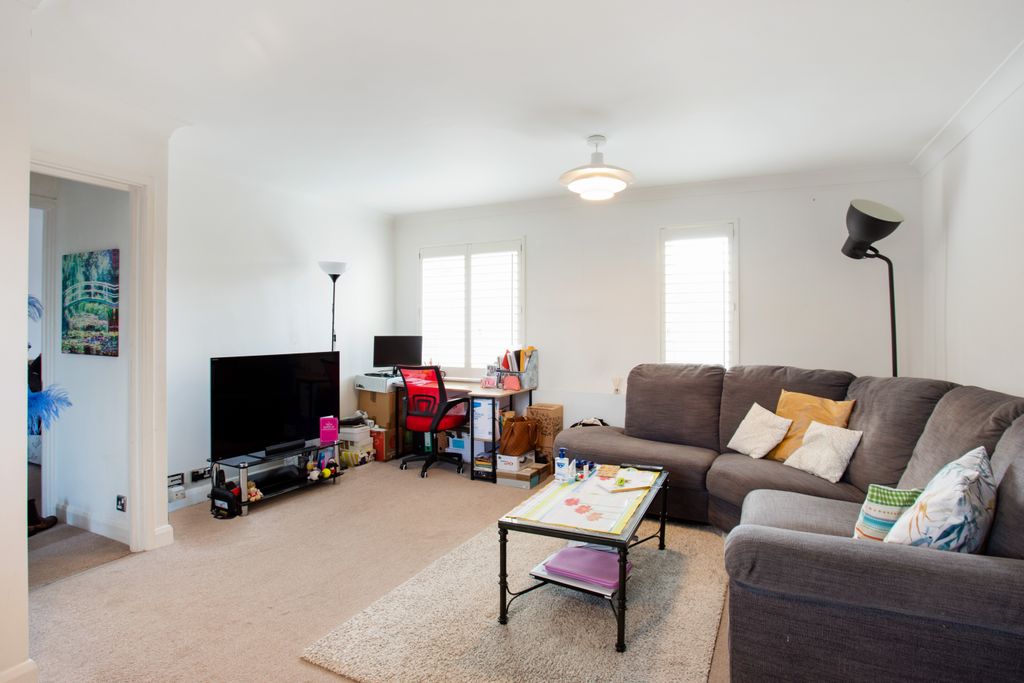 Property photo 2 of 7 Carrara Wharf, Ranel