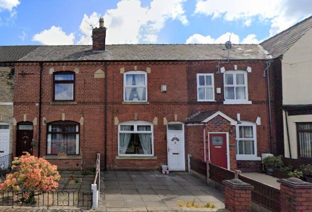 Property photo 1 of 6 2 Bedroom Terraced For Rent