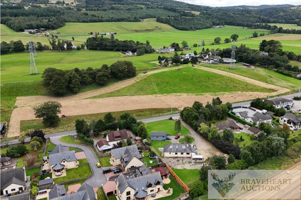 Property photo 1 of 18 Photo 5