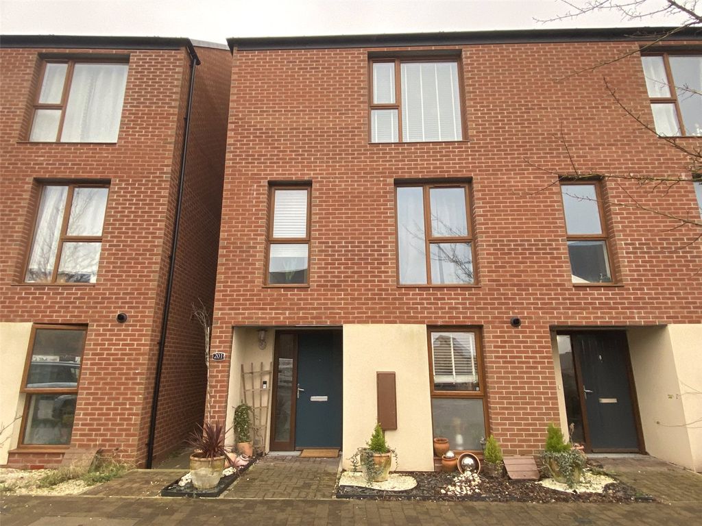 Property photo 1 of 19 Picture No. 07