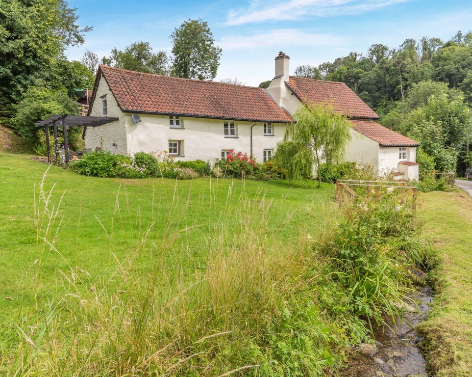 Property photo 1 of 22 Forge Cottage