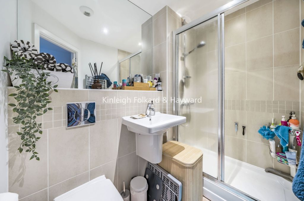 Property photo 3 of 10 5A77648B-2Af4-4415-B