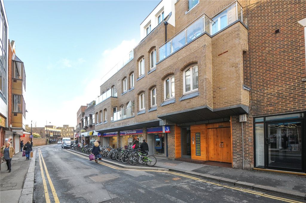 Property photo 1 of 9 Main