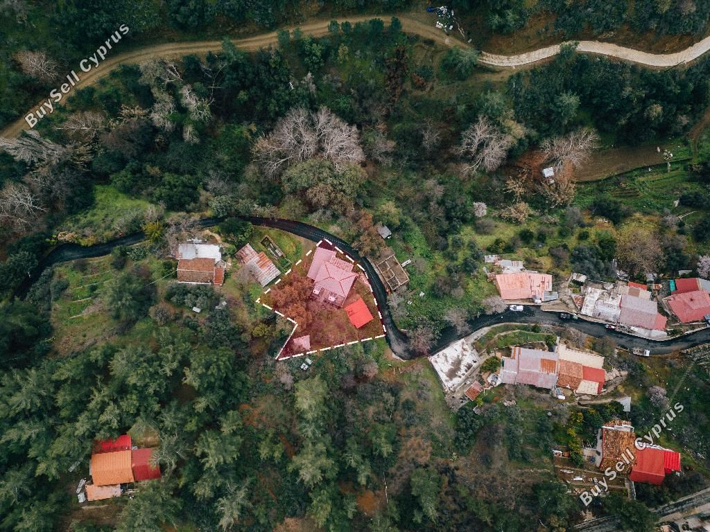 Property photo 3 of 8