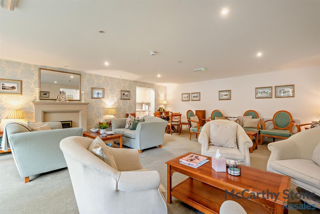 Additional image 20 of 1 bed flat for saleRadford Court, Tower Road, Liphook GU30