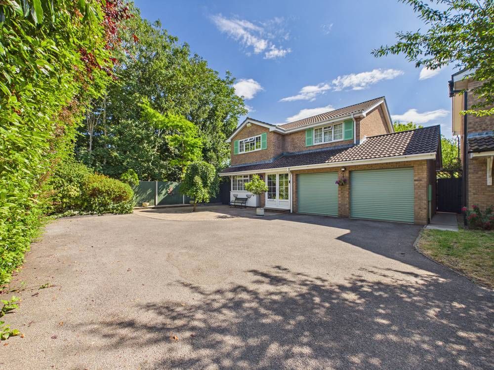 Property photo 1 of 30 Giraffe360-Still032