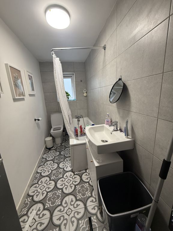 Property photo 3 of 3