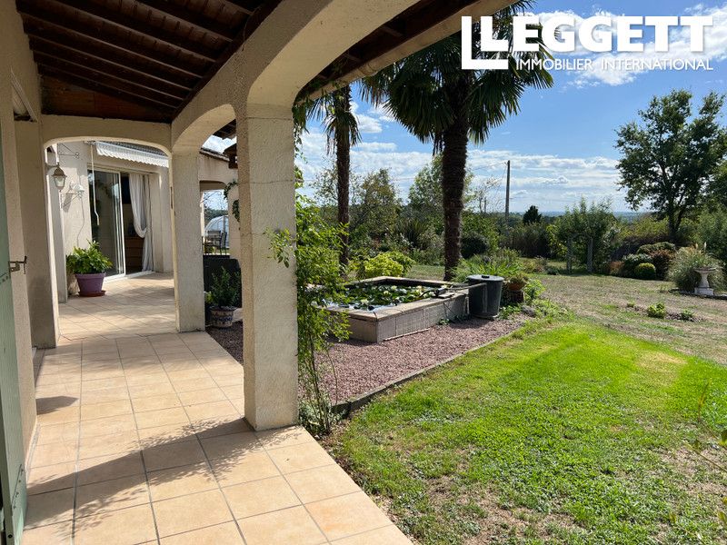 Property photo 3 of 10