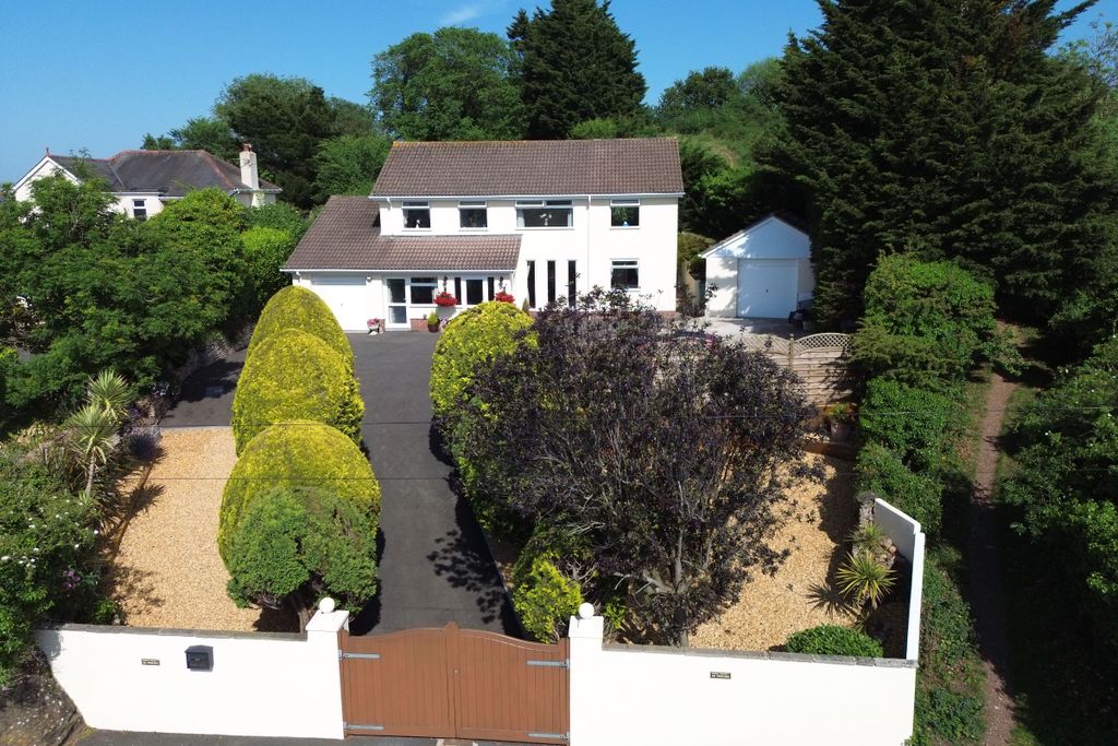 Property photo 1 of 46