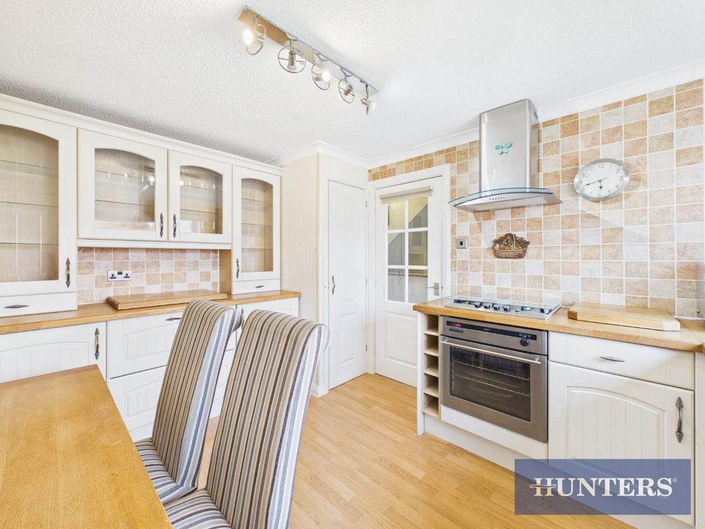 Property photo 3 of 17 Cam03463G0-Pr0116-Still015.Jpg