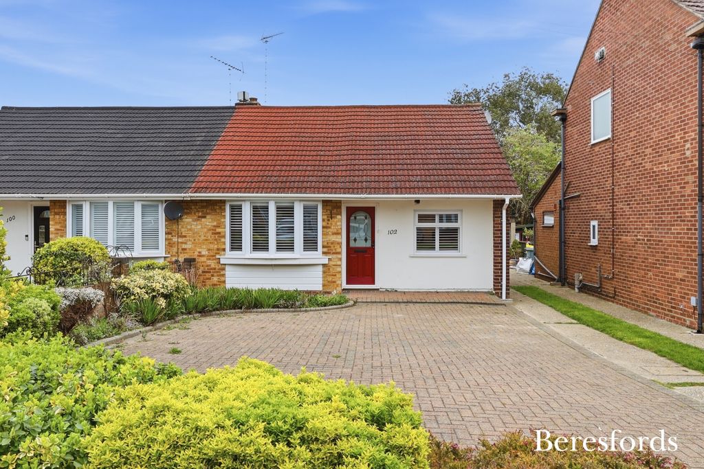 Property photo 1 of 18 Front