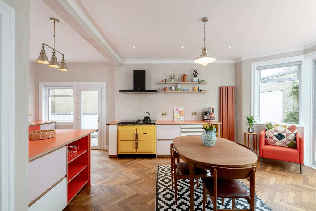 Property photo 3 of 39 Property Image 3