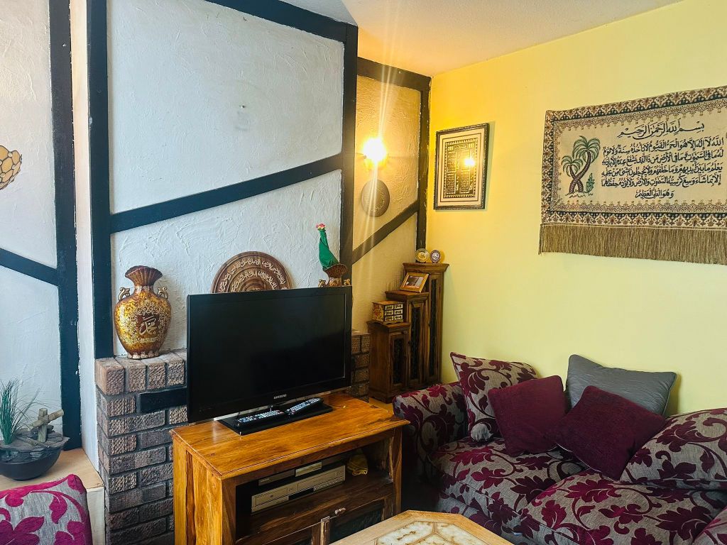 Property photo 3 of 13