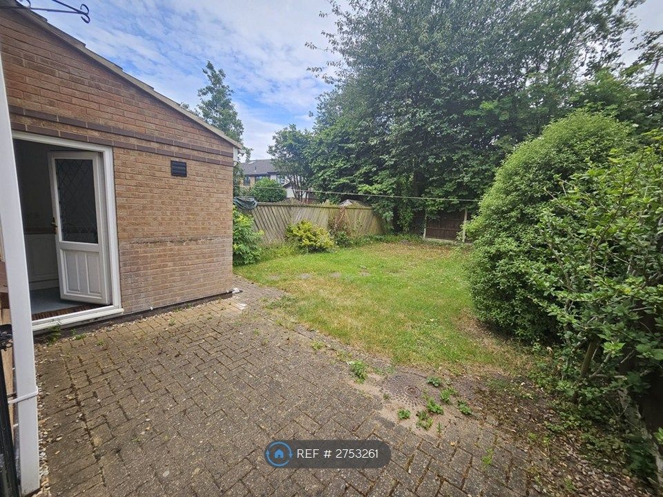 Property photo 3 of 13