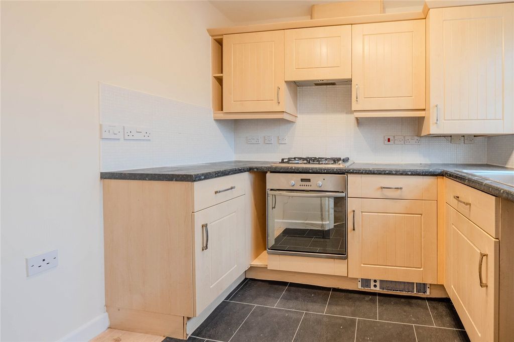 Property photo 3 of 15 Picture No. 04