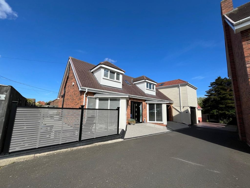 Property photo 1 of 27 4645881