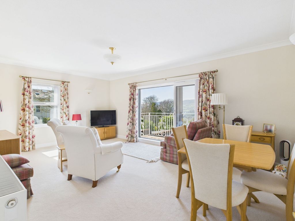 Property photo 3 of 9