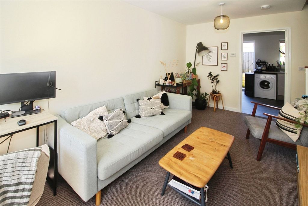 Property photo 3 of 16 Picture No. 26