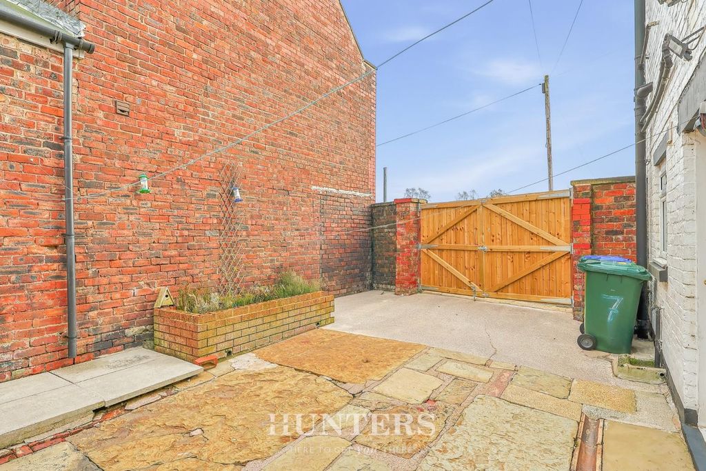 Property photo 2 of 22 Trinity Street (28).Jpg