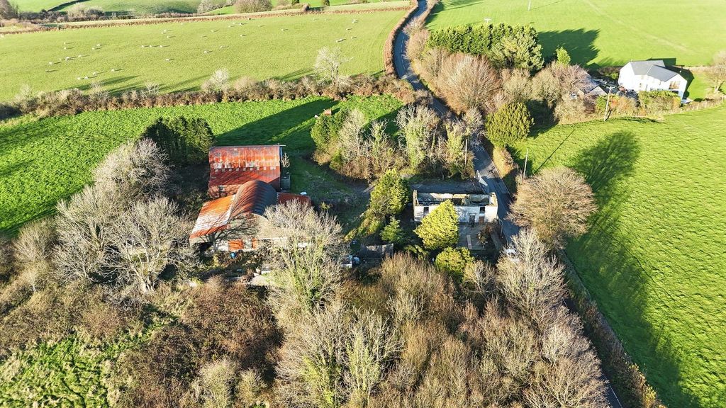 Property photo 2 of 10