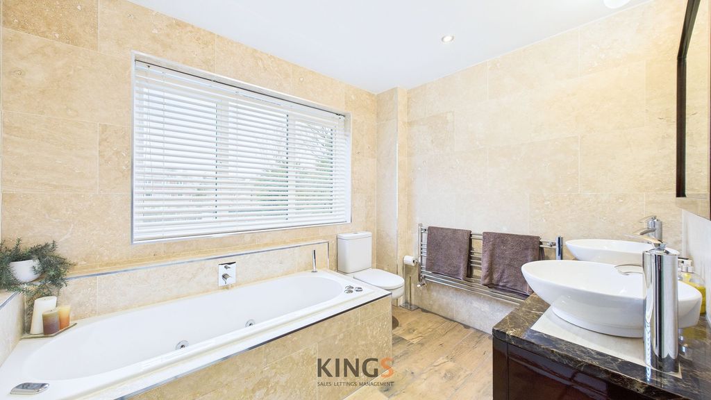Additional image 41 of 5 bed detached house for saleUpland Drive, Brookmans Park AL9