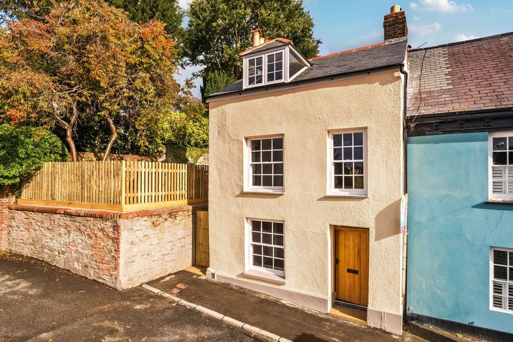 Property photo 1 of 22 2-6Ad8d059Bc63E-1521010-1A15Eecfe4084-002-1-1