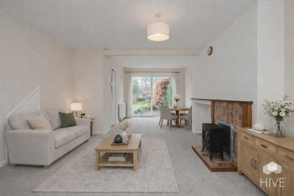 Property photo 3 of 28