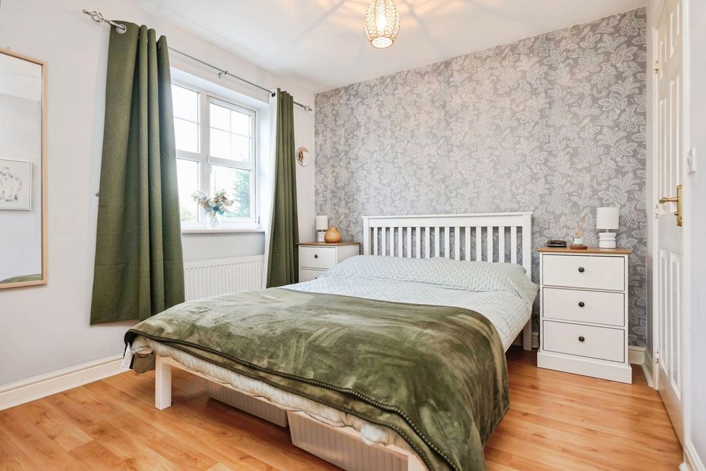 Property photo 2 of 18 Pbox-Img.Jpg