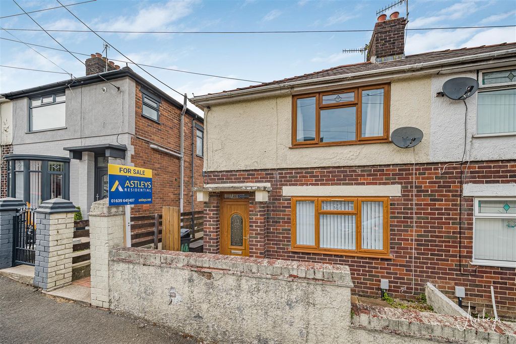 Property photo 1 of 18 Main Dwelling
