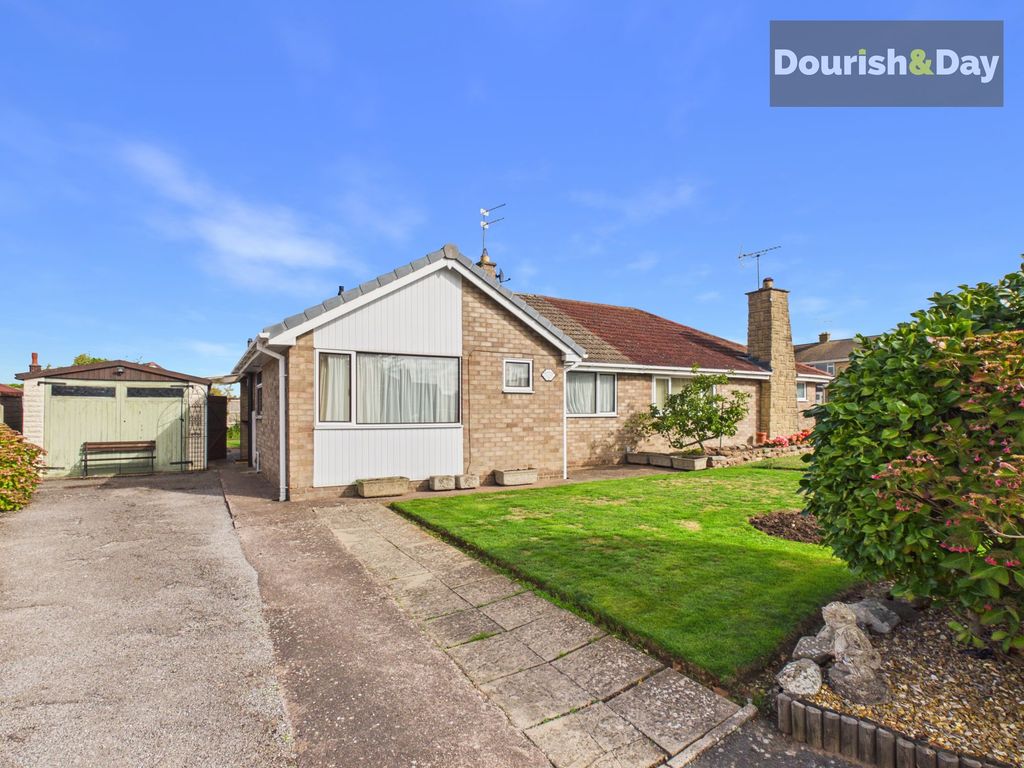 Property photo 1 of 28
