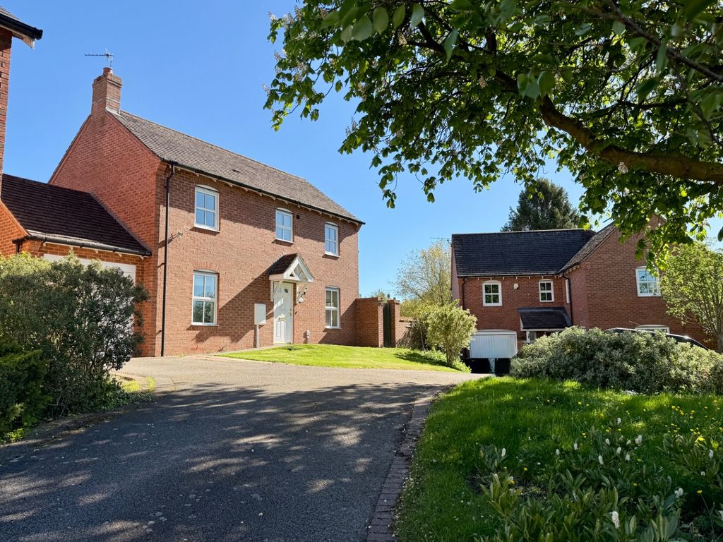 Property photo 1 of 41 4746040
