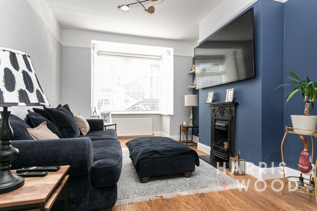 Property photo 3 of 24 4564852