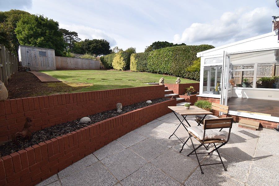 Property photo 2 of 18