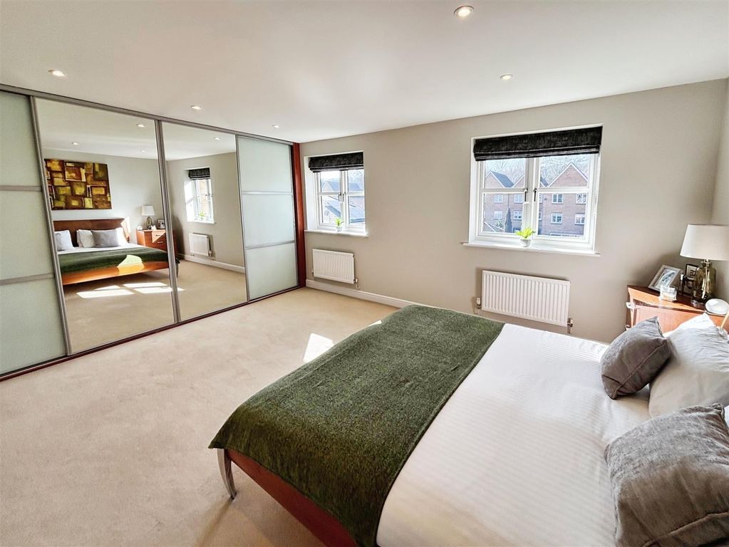 Property photo 3 of 23 4996Fa31-Bedroom 20One.Jpg