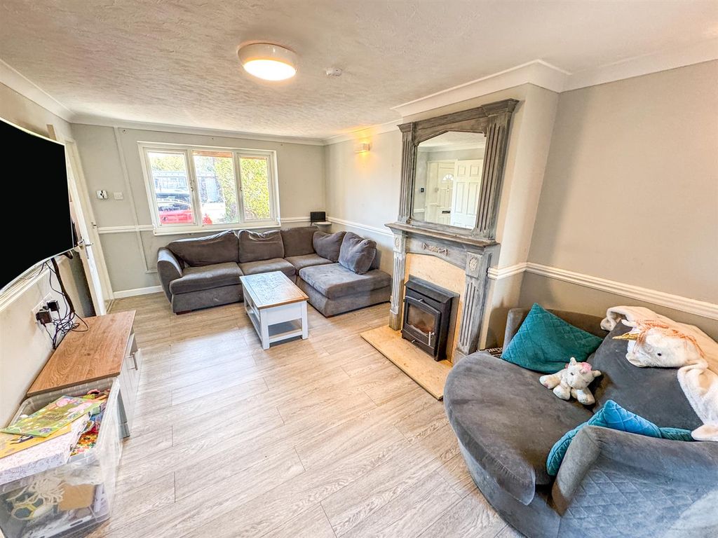 Property photo 3 of 33 Img_2902.Jpg