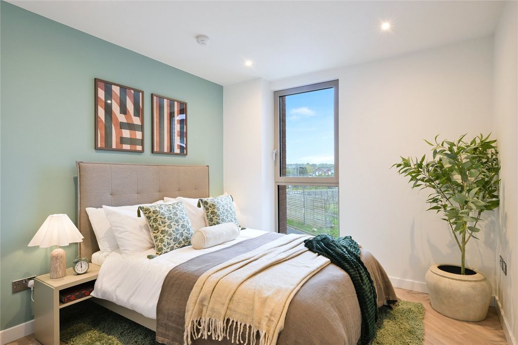 Property photo 2 of 13 Picture No. 10