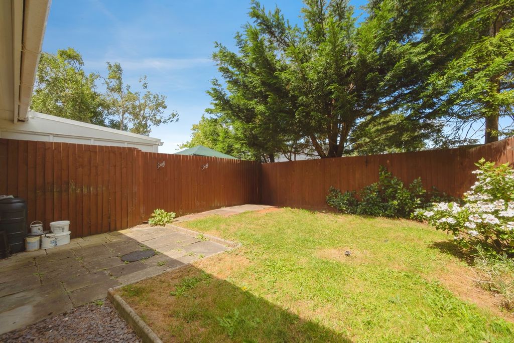 Property photo 3 of 10 Photo