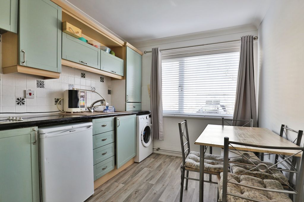 Property photo 2 of 16 Photography
