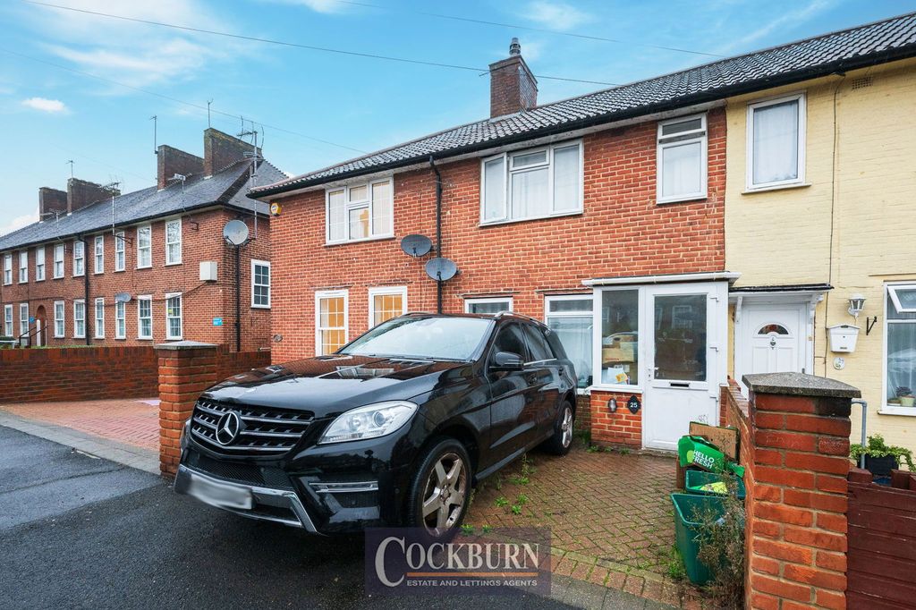 Property photo 1 of 12